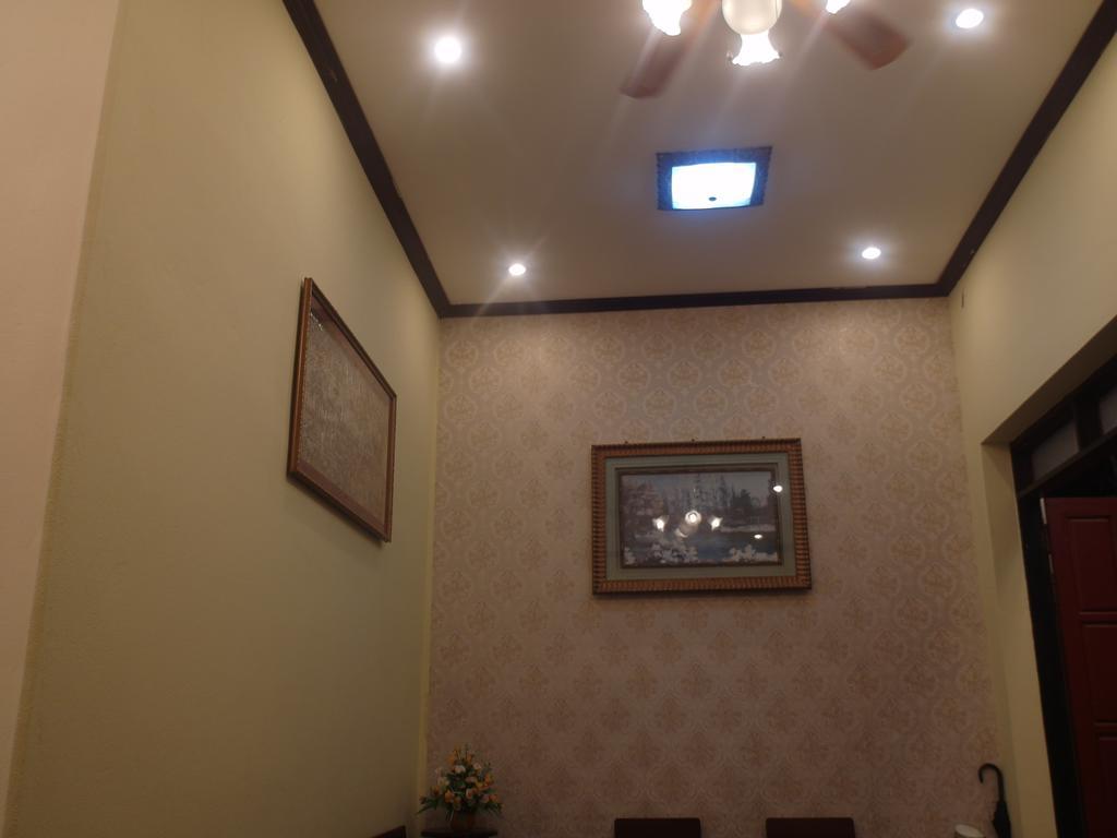 Kinnaly Place House Λουάνγκ Πραμπάνγκ Εξωτερικό φωτογραφία